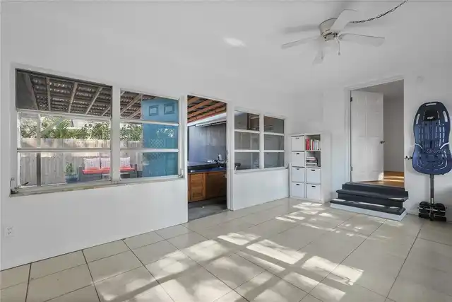 Listing Photo 22