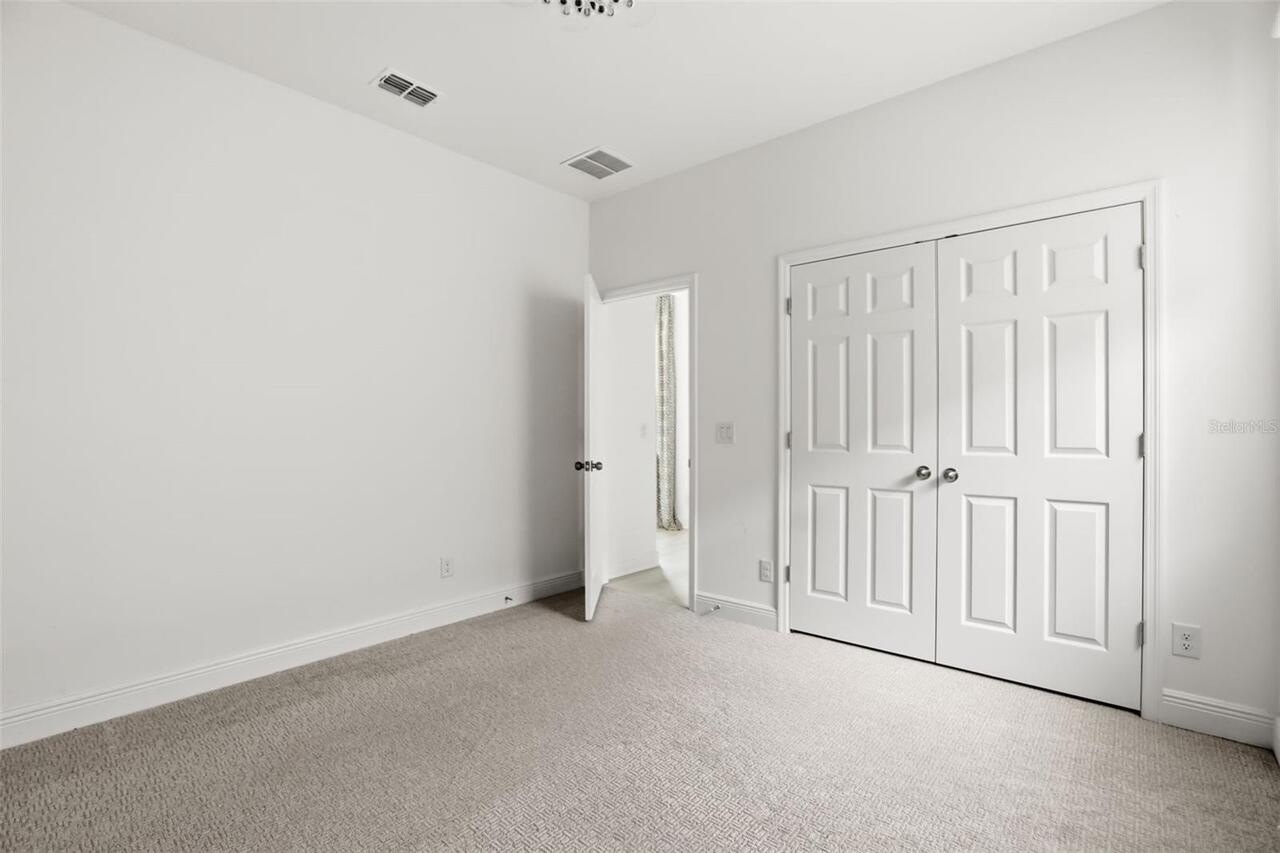 Listing Photo 20