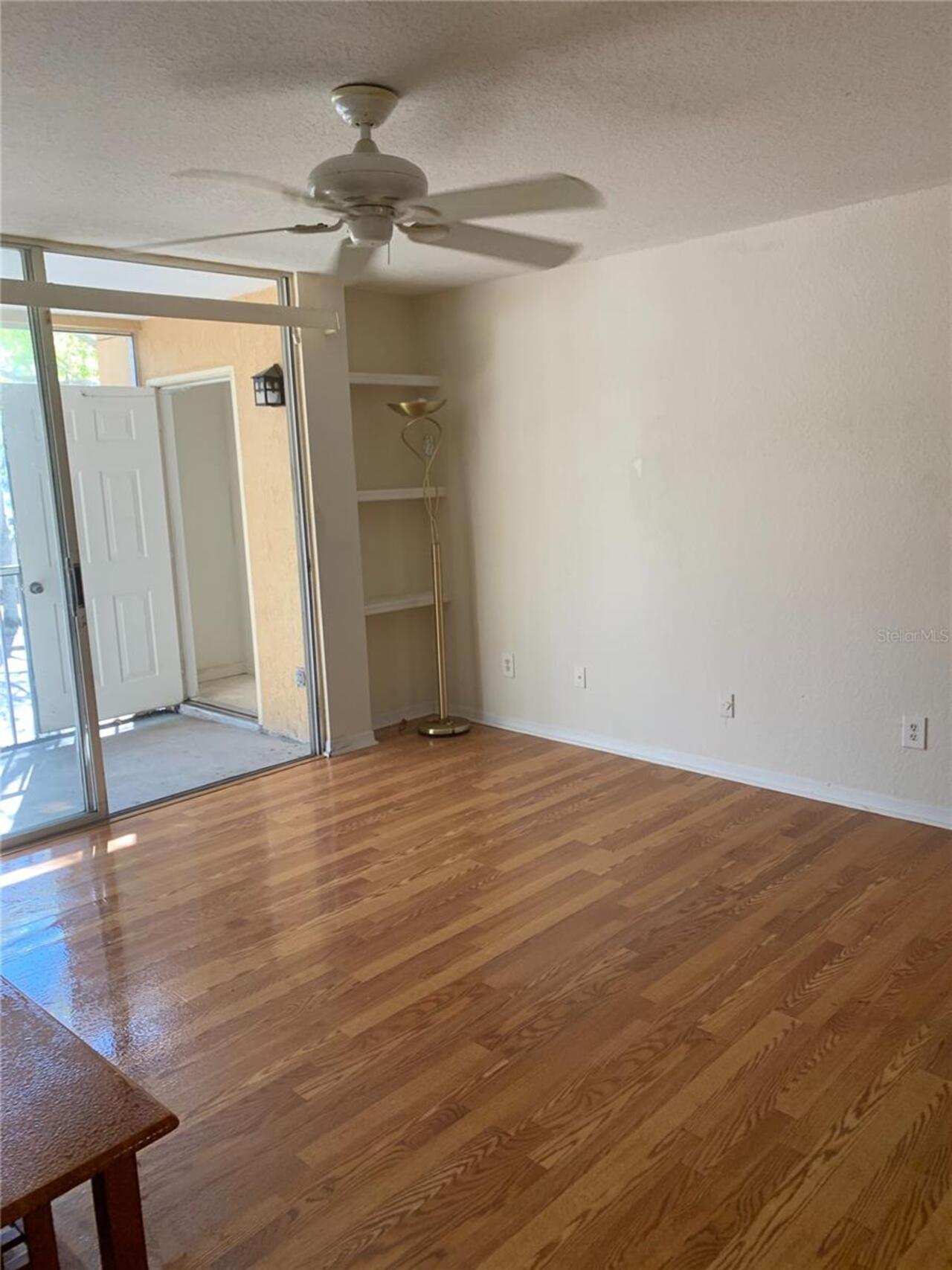 Listing Photo 11