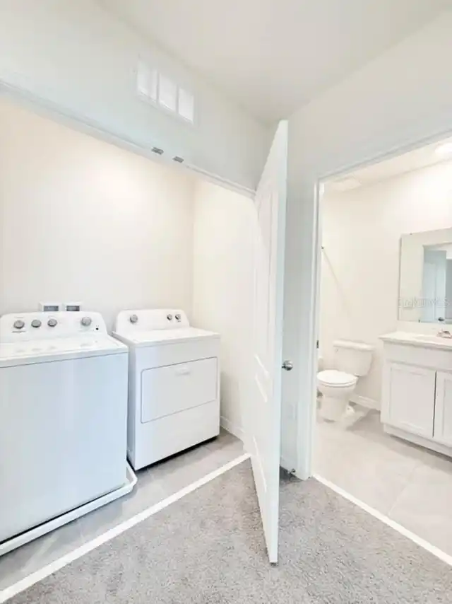 Listing Photo 12