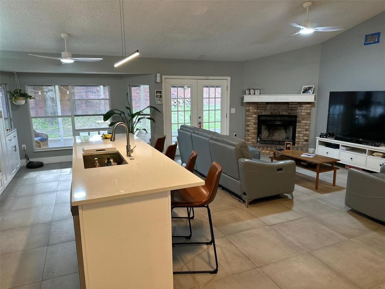 Listing Photo 7