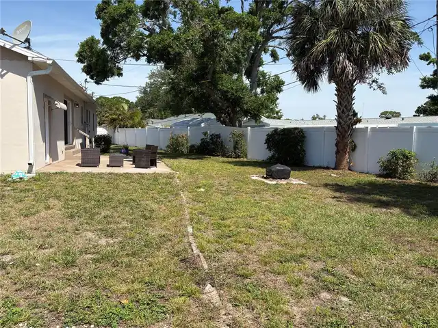Listing Photo 28