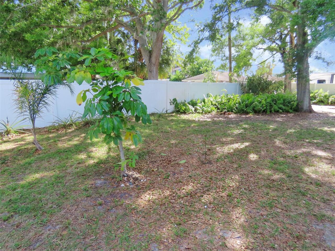 Listing Photo 6