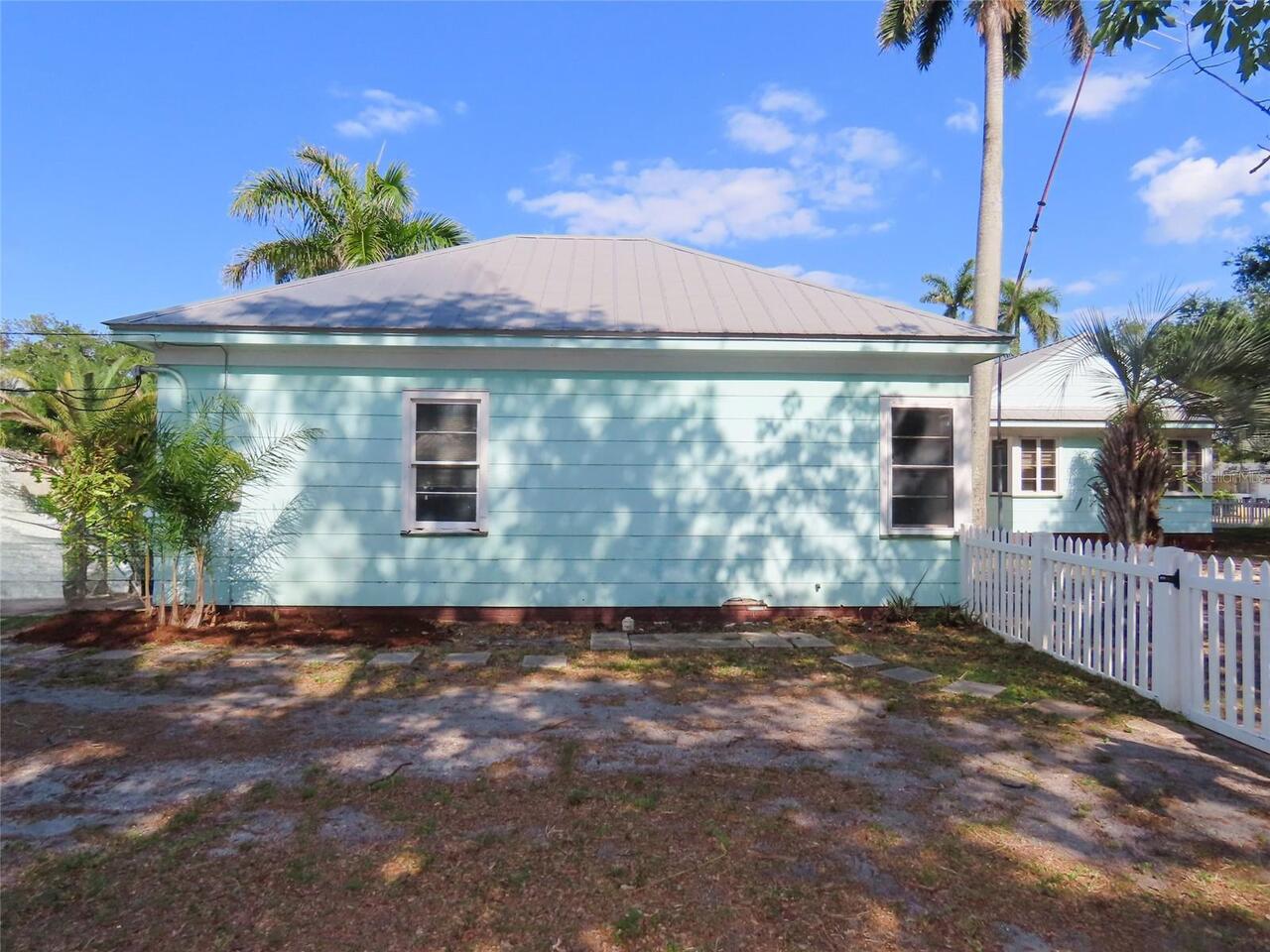 Listing Photo 15