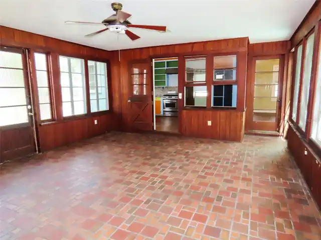 Listing Photo 19