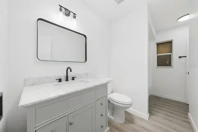Listing Photo 14
