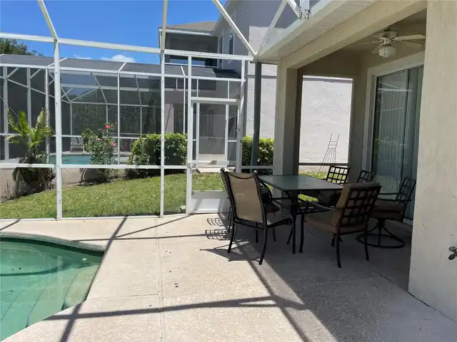Listing Photo 12