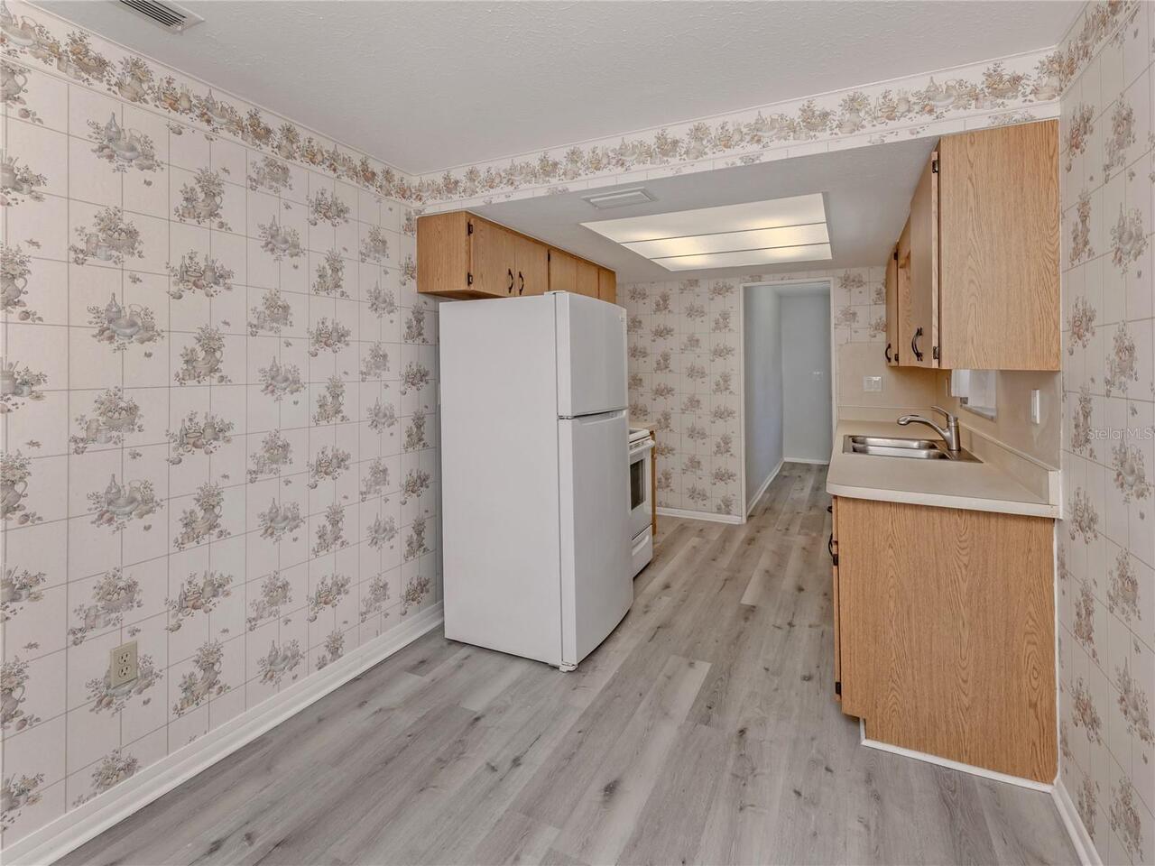 Listing Photo 16
