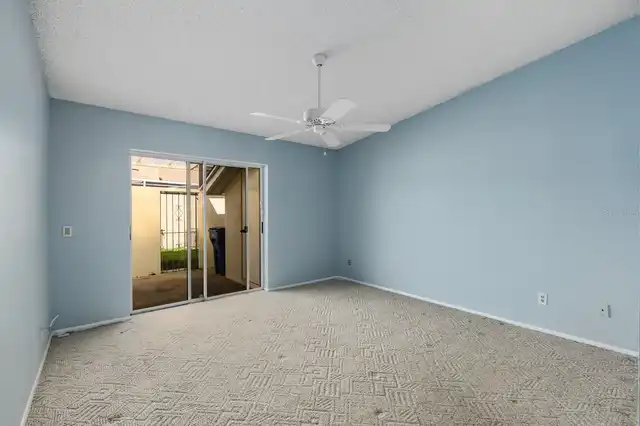 Listing Photo 9