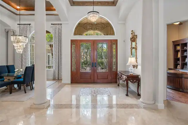 Listing Photo 9