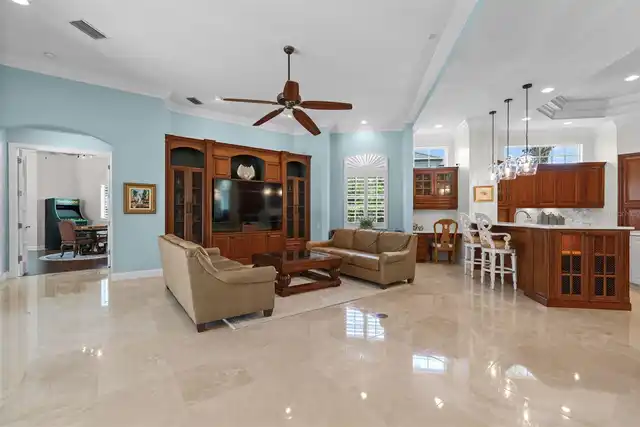 Listing Photo 31