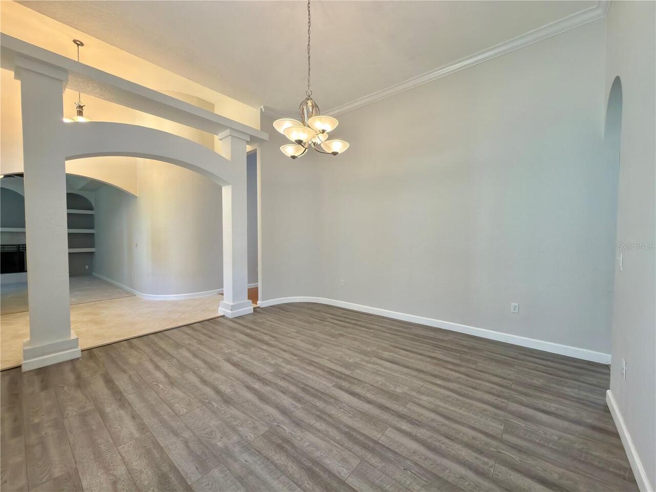 Listing Photo 9
