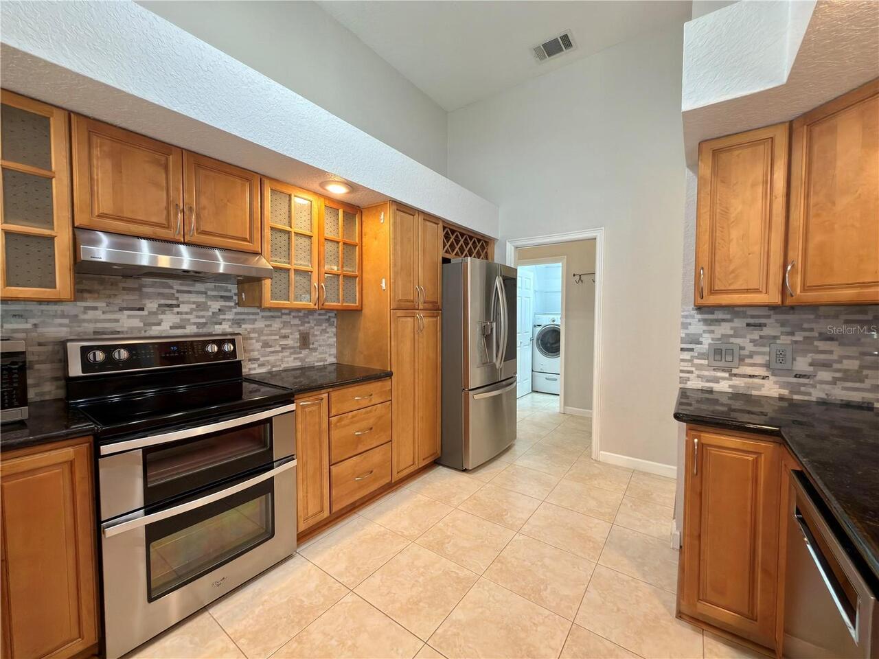 Listing Photo 16