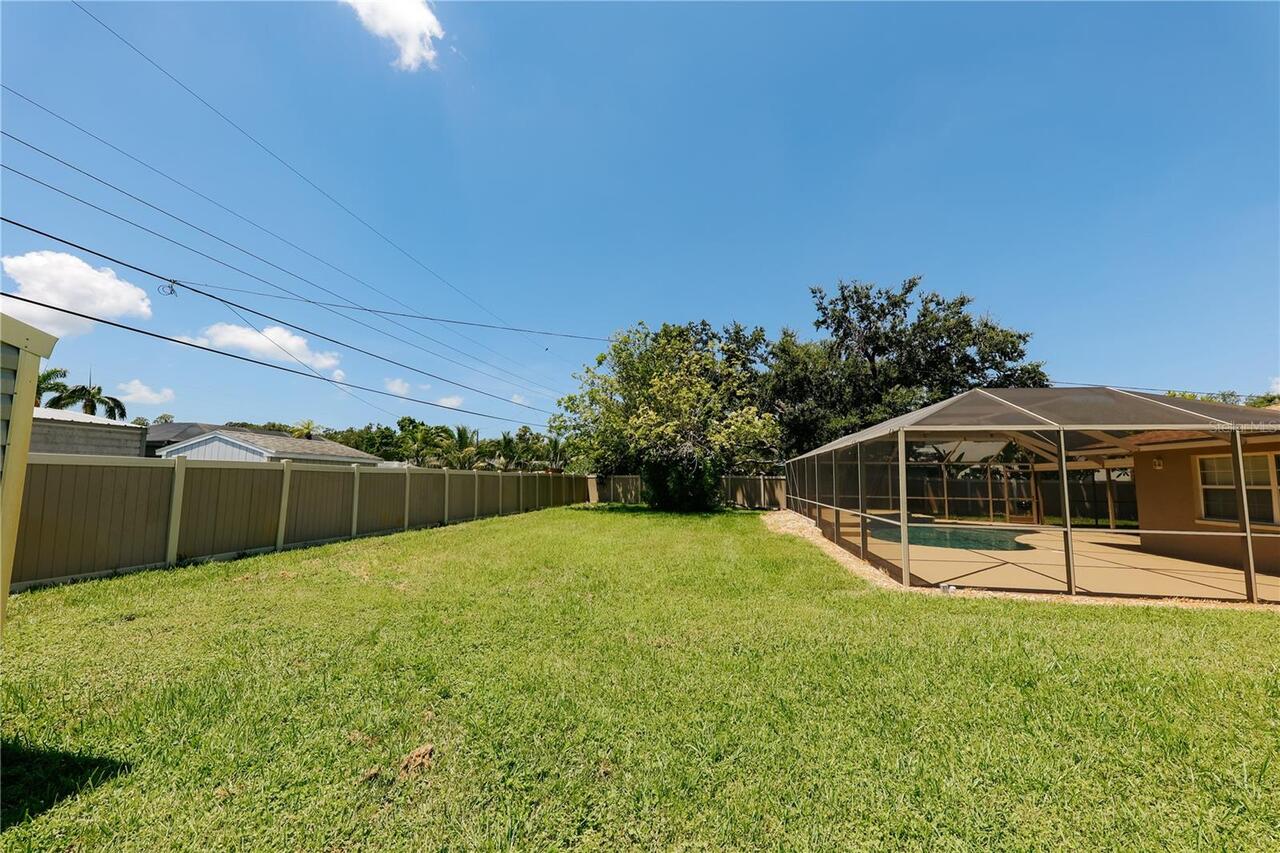 Listing Photo 38