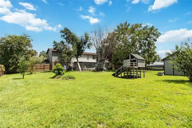 Listing Photo 32