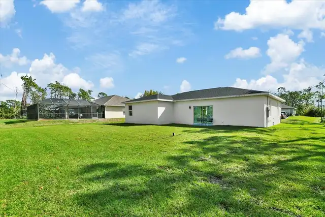 Listing Photo 19