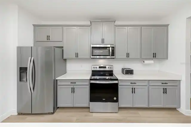 Listing Photo 15