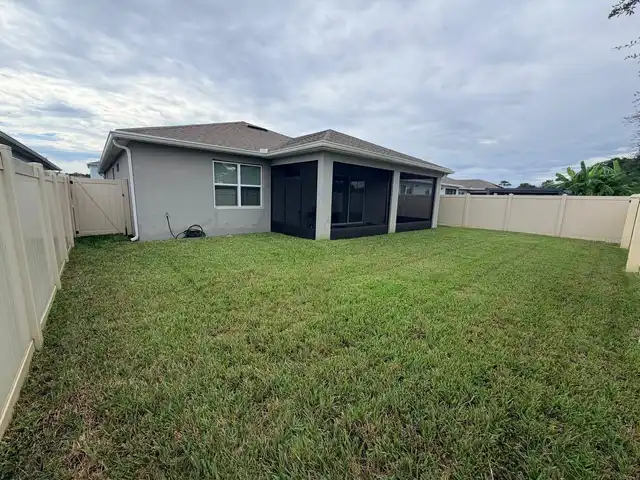 Listing Photo 19