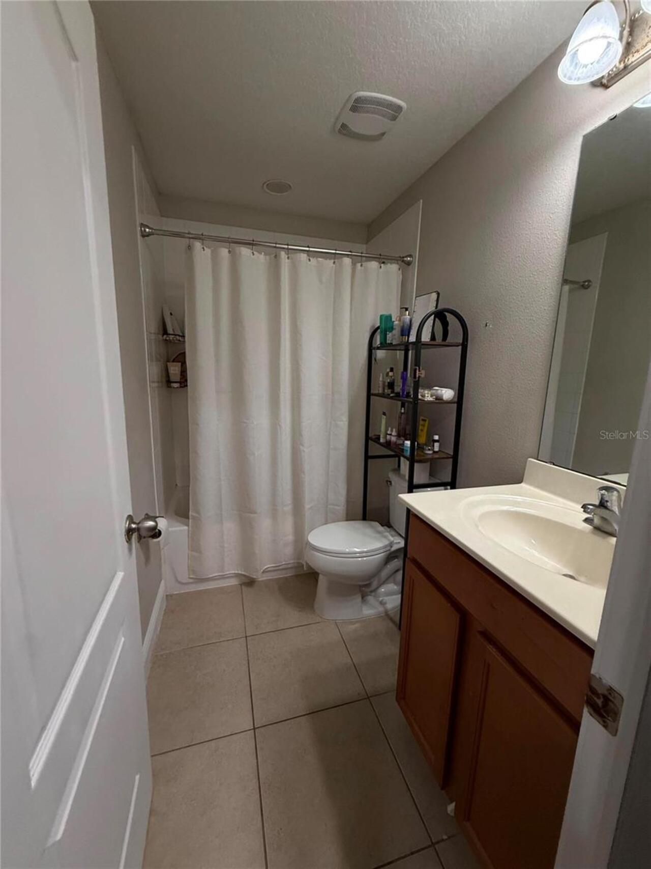 Listing Photo 8