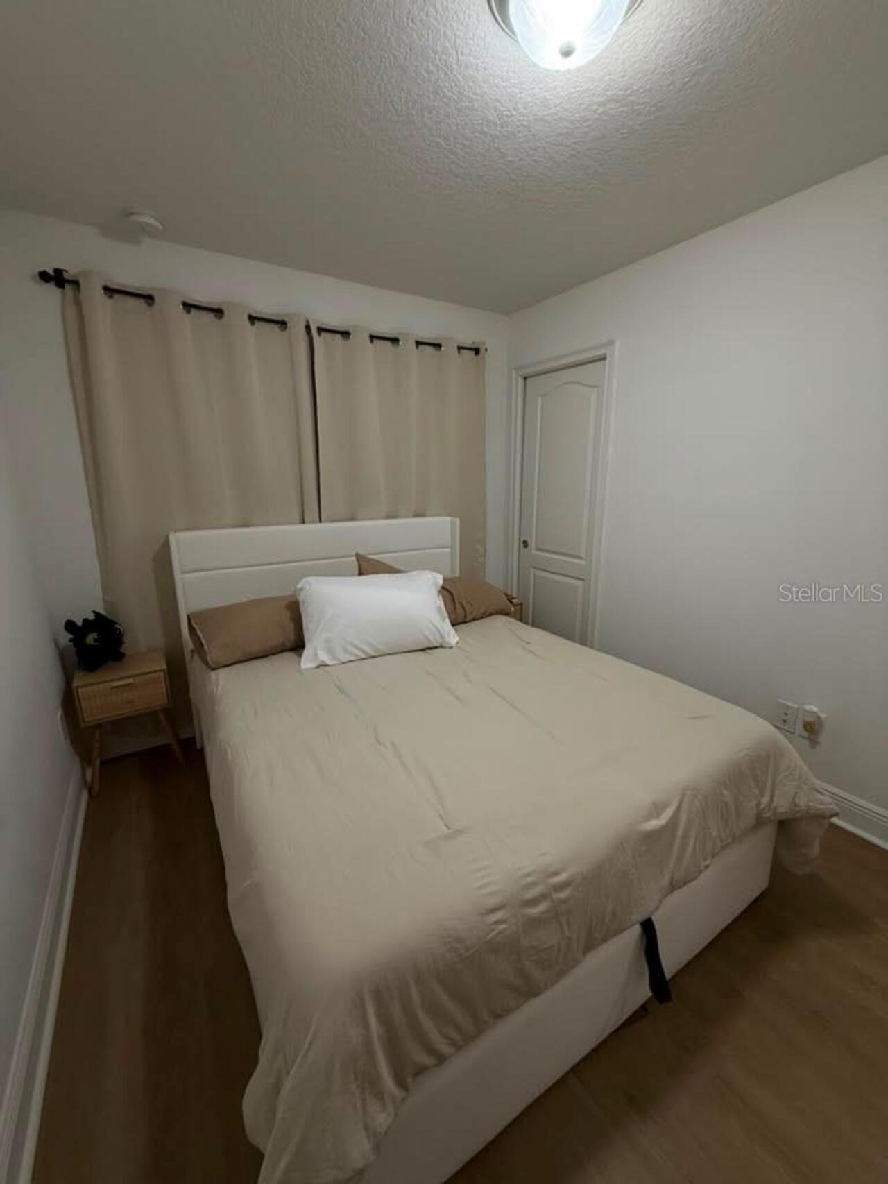 Listing Photo 9