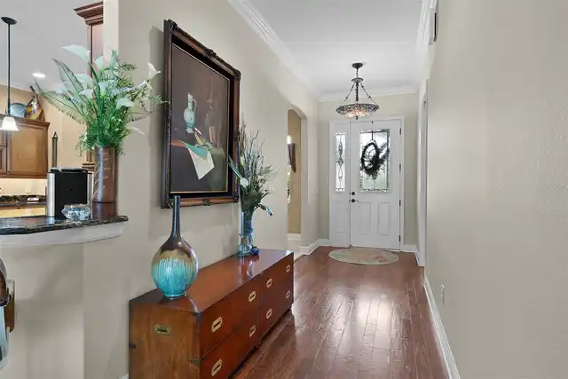 Listing Photo 16
