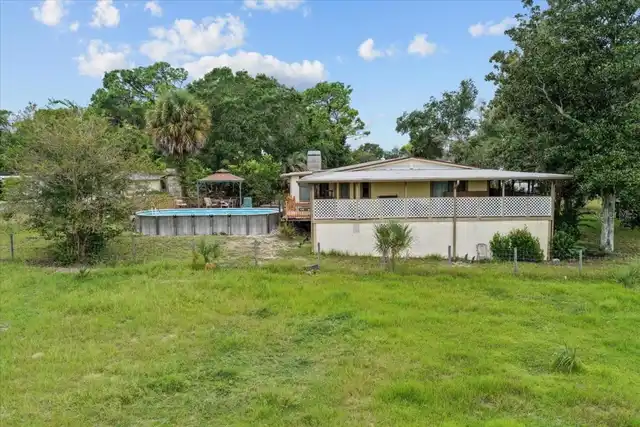 Listing Photo 11