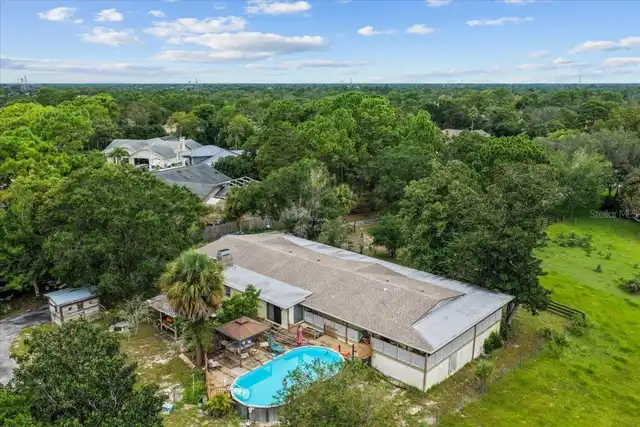 Listing Photo 17