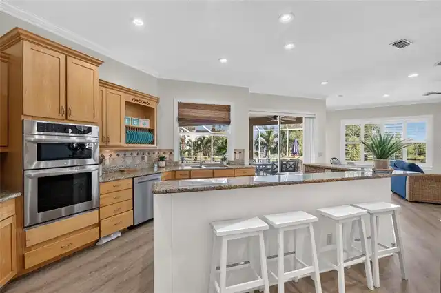 Listing Photo 19