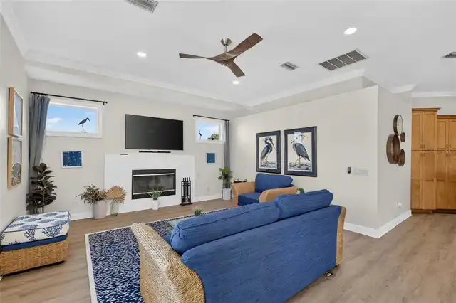 Listing Photo 29
