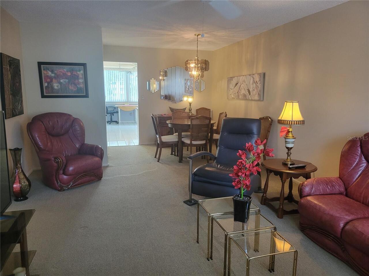 Listing Photo 8