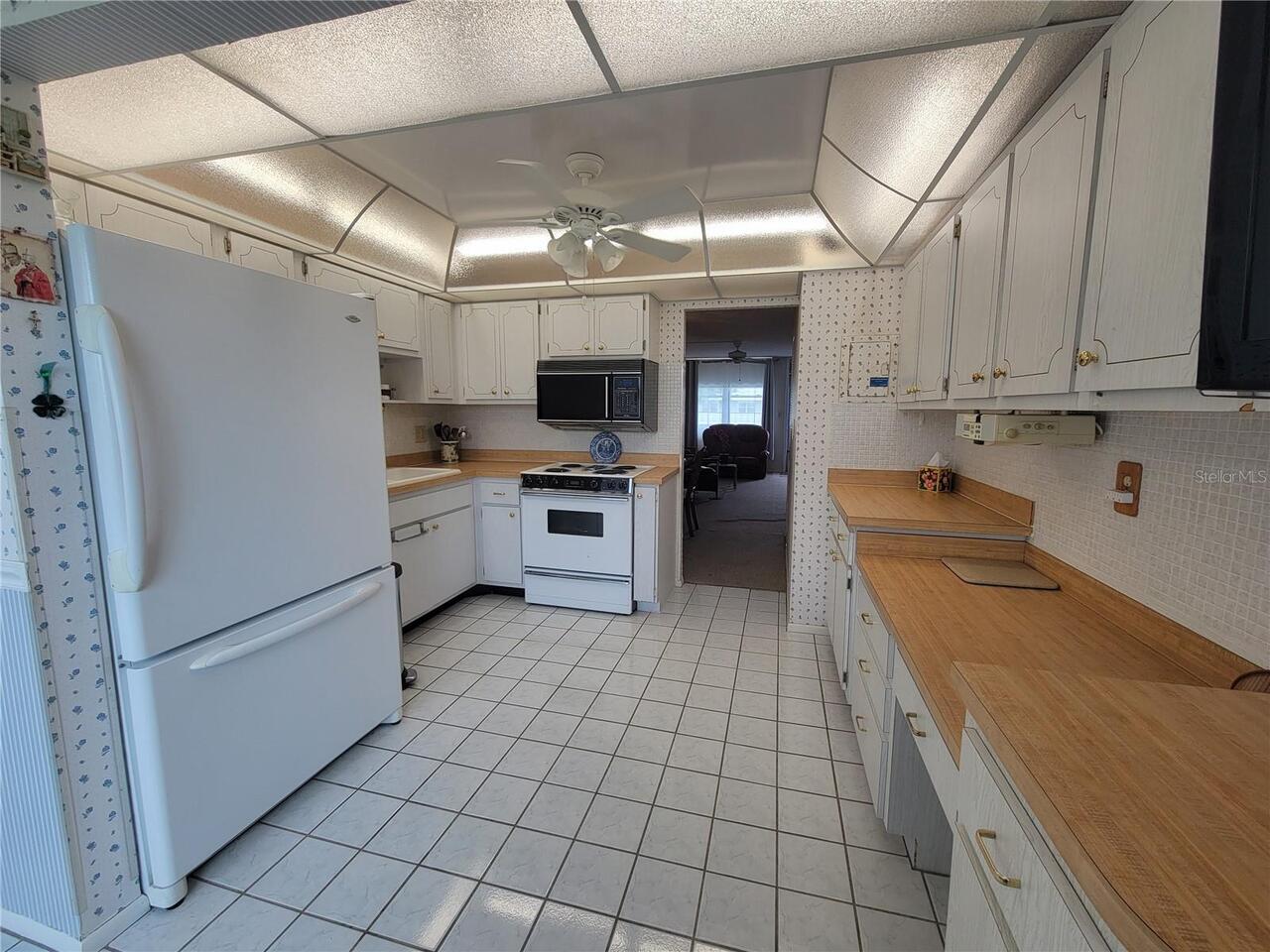 Listing Photo 12