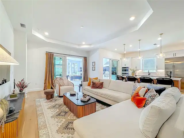 Listing Photo 24
