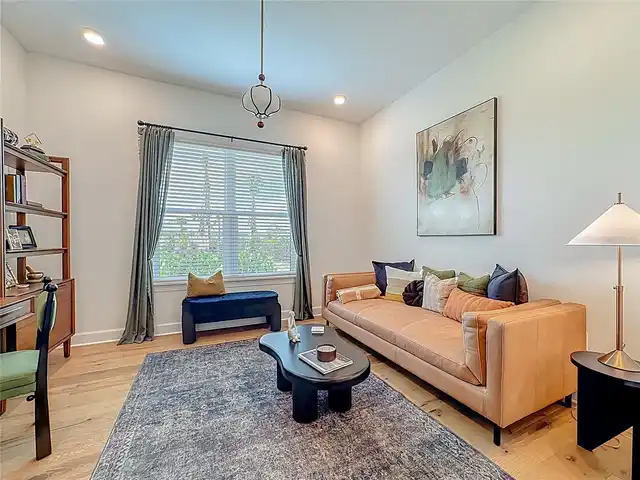 Listing Photo 29