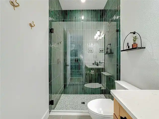 Listing Photo 41