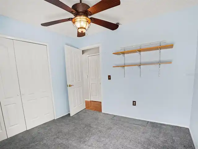 Listing Photo 14