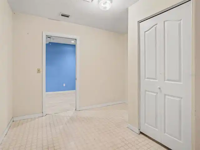 Listing Photo 22