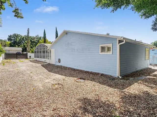 Listing Photo 28