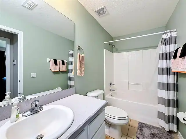 Listing Photo 25