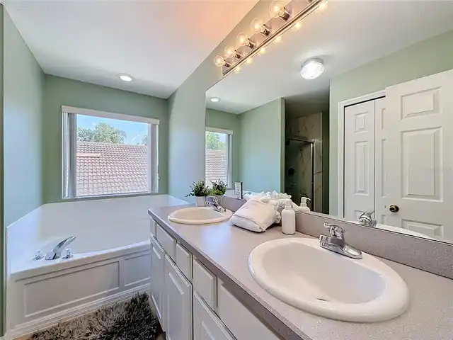 Listing Photo 32