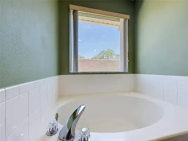 Listing Photo 33