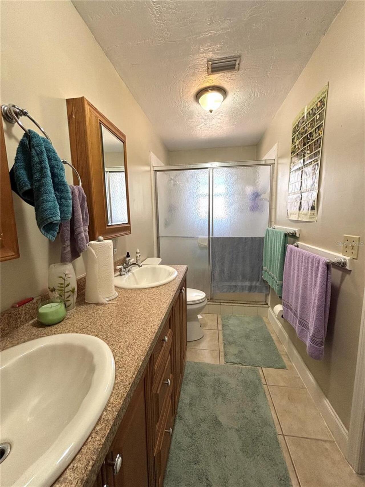 Listing Photo 9