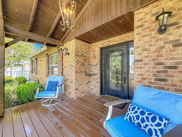 Listing Photo 7