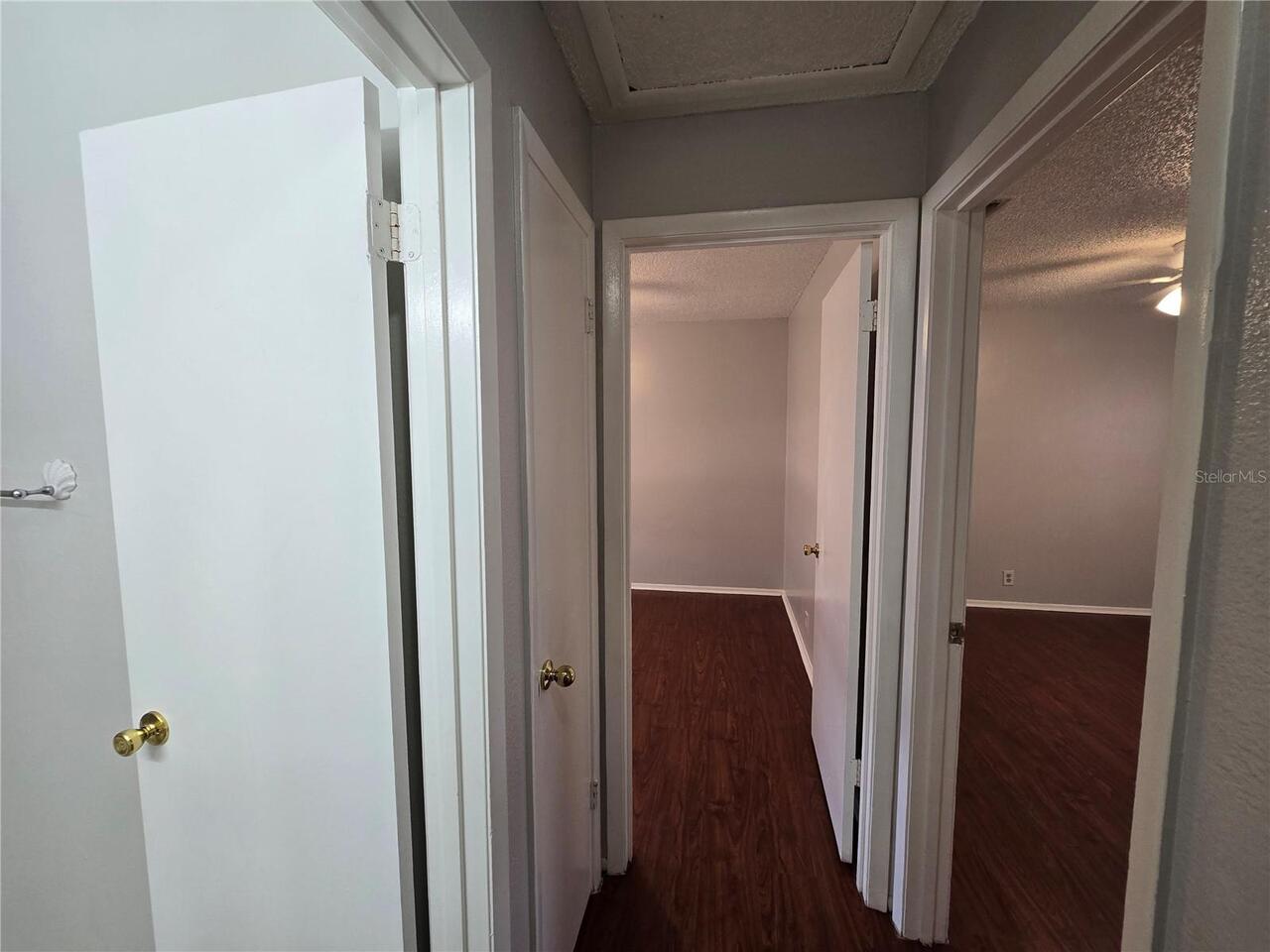 Listing Photo 9