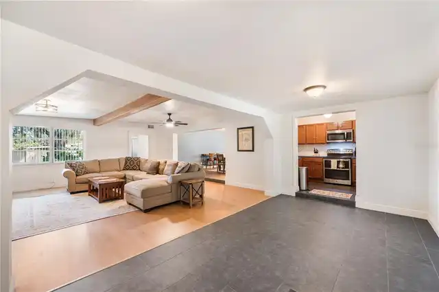 Listing Photo 10