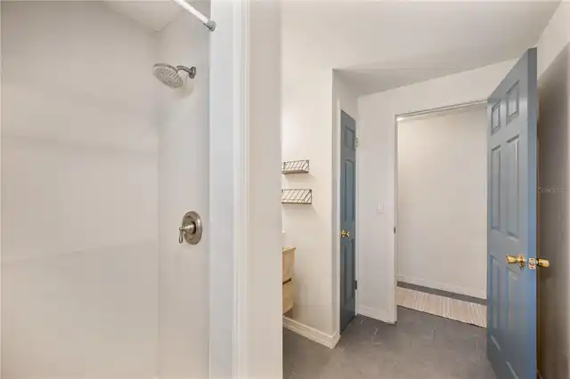 Listing Photo 24
