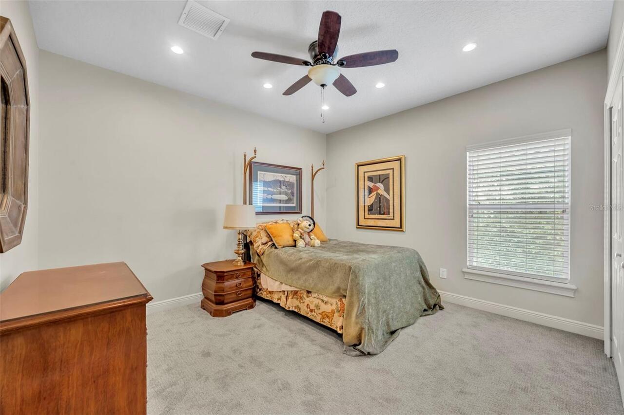 Listing Photo 37