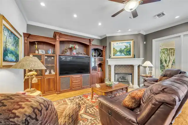 Listing Photo 23