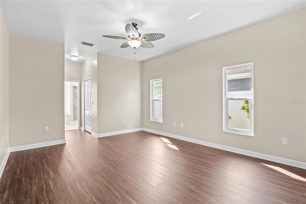 Listing Photo 32