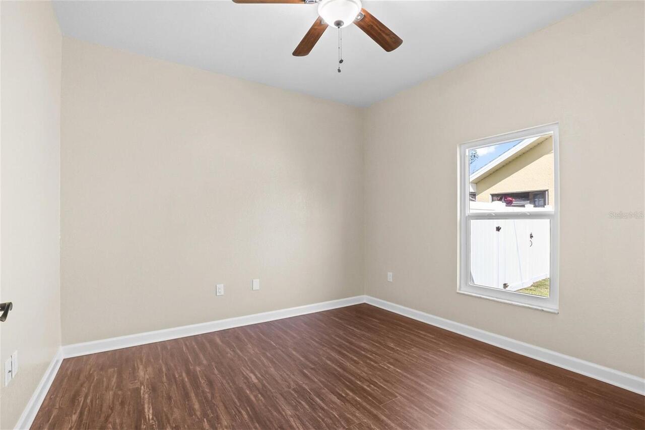 Listing Photo 43