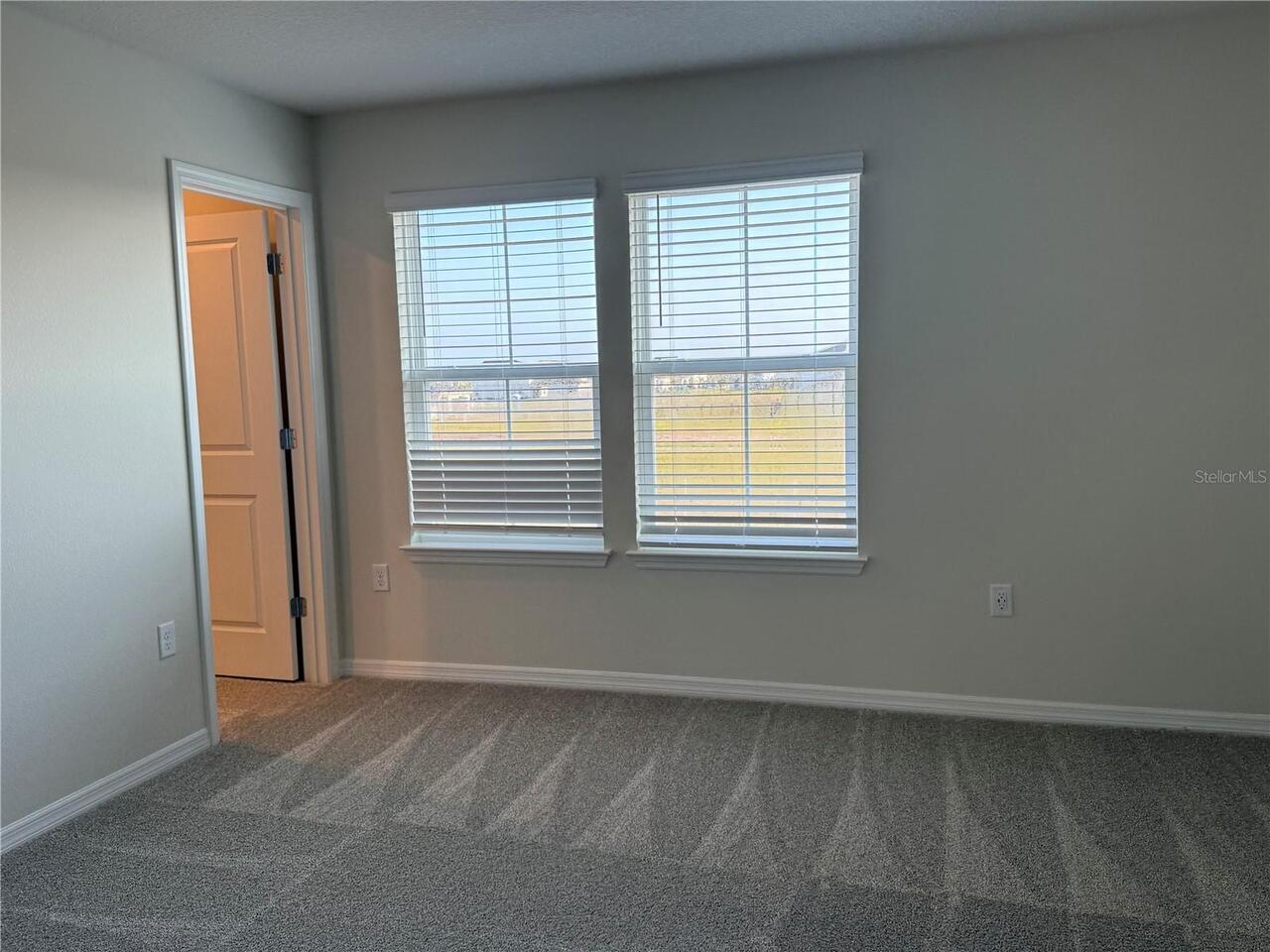 Listing Photo 10